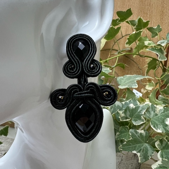 Elegant Vintage-Inspired Art Deco Earrings - Glam Evening Earrings - Picture 8 of 11